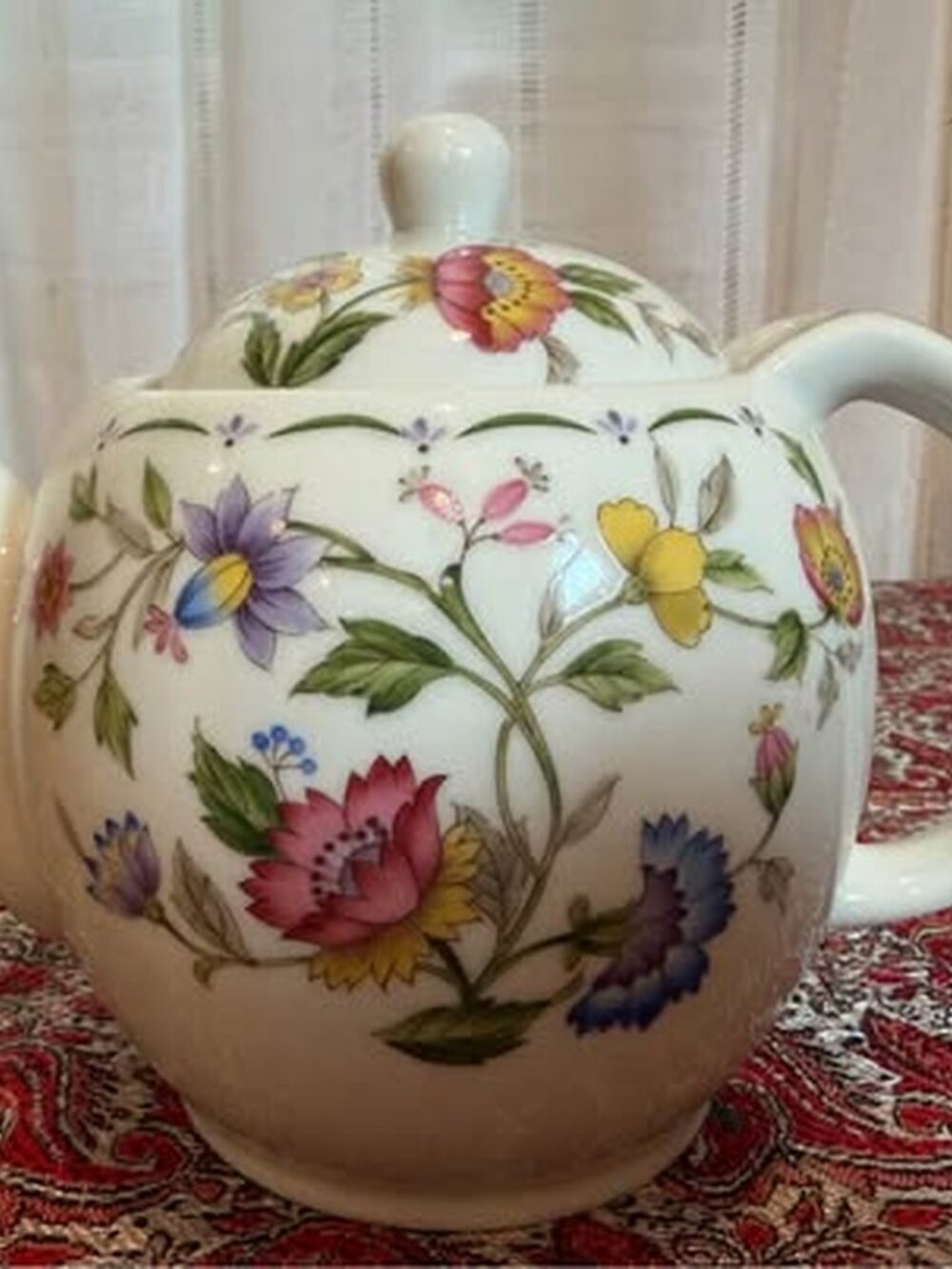 La Seine Fine China Japan Floral Teapot